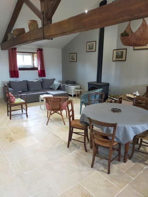 Villa La Bergerie De Genouse Marnay  Esterno foto
